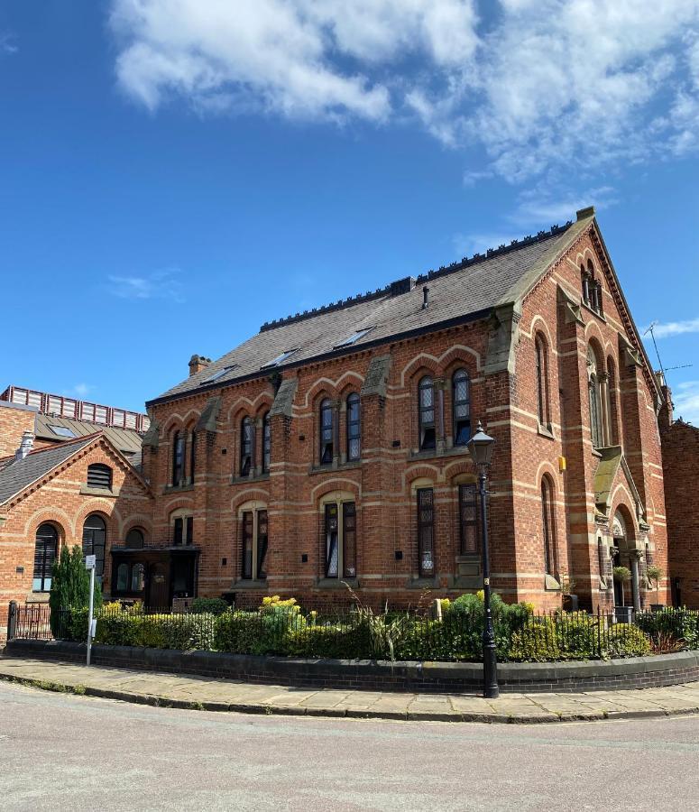 Luxury Chapel Apartment Within City Walls Chester Extérieur photo