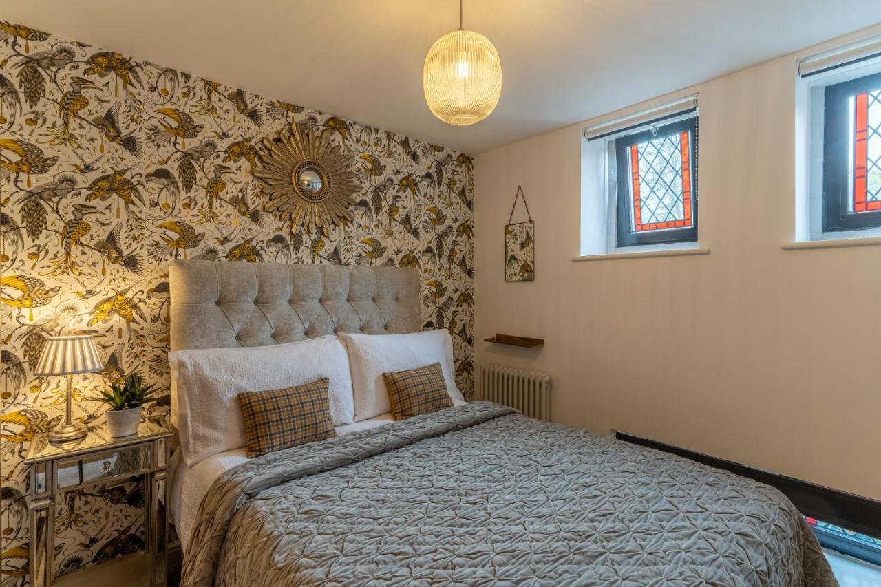 Luxury Chapel Apartment Within City Walls Chester Extérieur photo