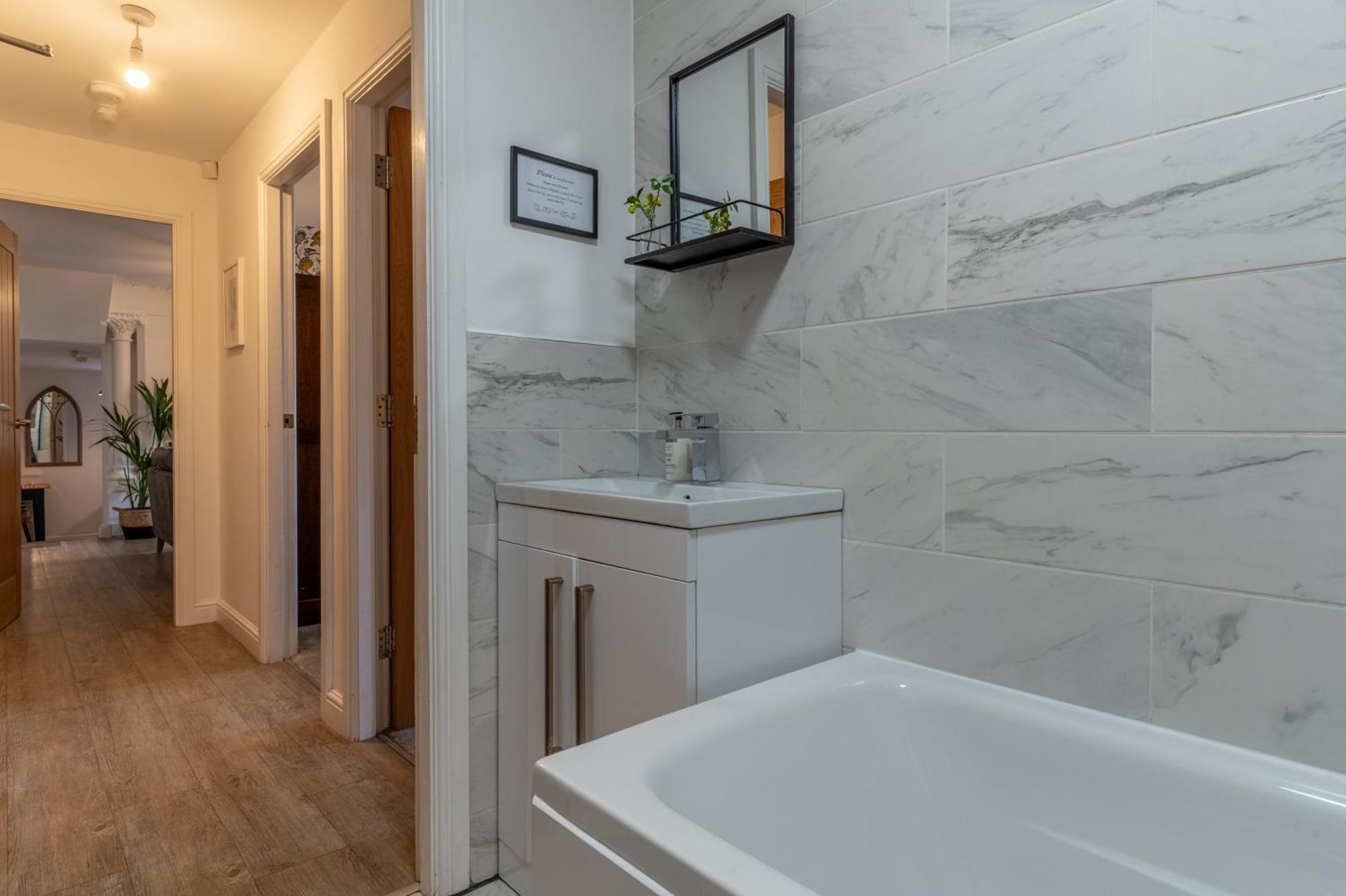 Luxury Chapel Apartment Within City Walls Chester Extérieur photo