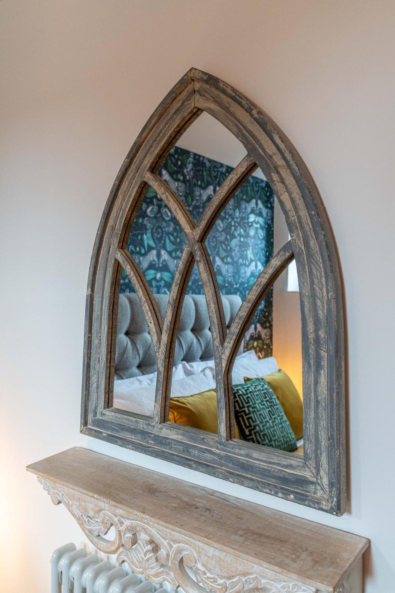 Luxury Chapel Apartment Within City Walls Chester Extérieur photo